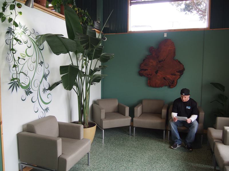 �ȴ��������Ĺ˿ͣ�ͼƬ��Դ���磩