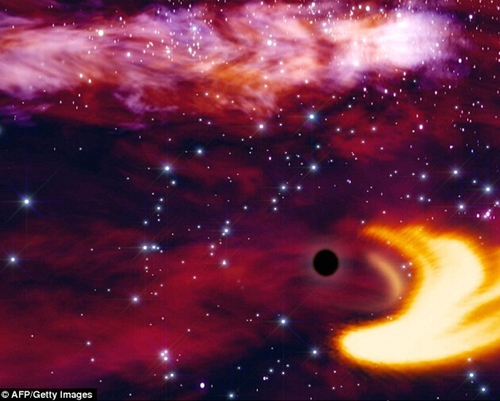 霍金:黑洞可能是通往另一个宇宙的虫洞,而非永