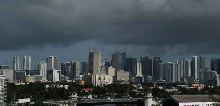 飓风将至 美国佛罗里达州进入紧急状态