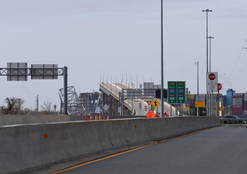 调查：美国巴尔的摩港撞桥货轮事发前多次停电