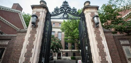 美国政府再对哈佛和国际学生下手