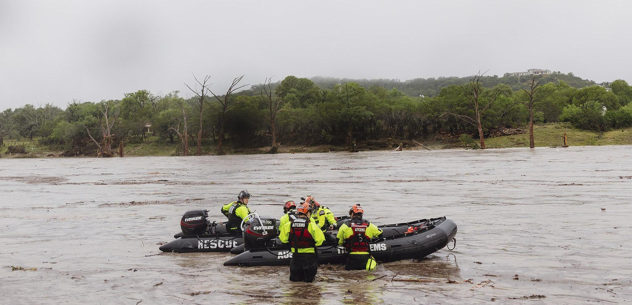美国得州洪水死亡人数升至80人 至少41人失踪